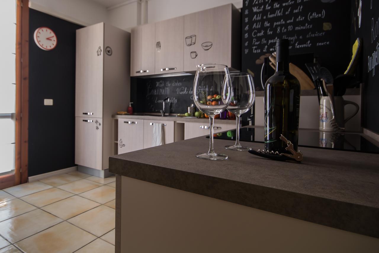 Hostel Sardinia Куарту-Сант'Елена Екстер'єр фото