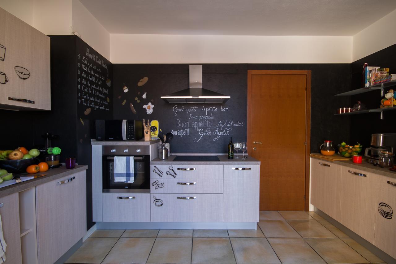 Hostel Sardinia Куарту-Сант'Елена Екстер'єр фото